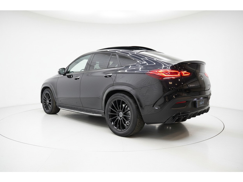 52772533-6.jpg
