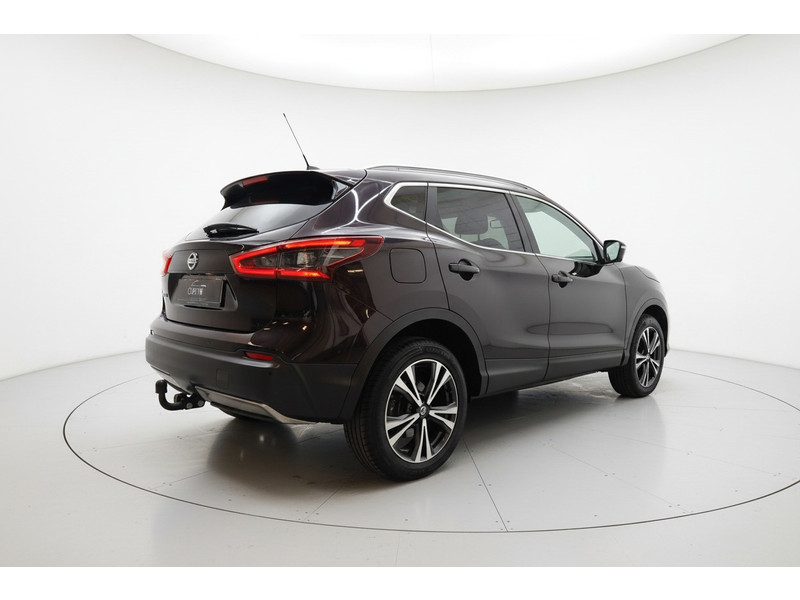54983401-5.jpg